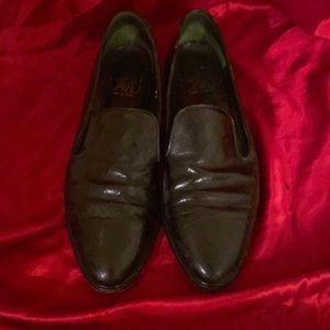 JOAN & DAVID Vintage Black Italian Diamond Cut  Leather Loafers Size 9.5